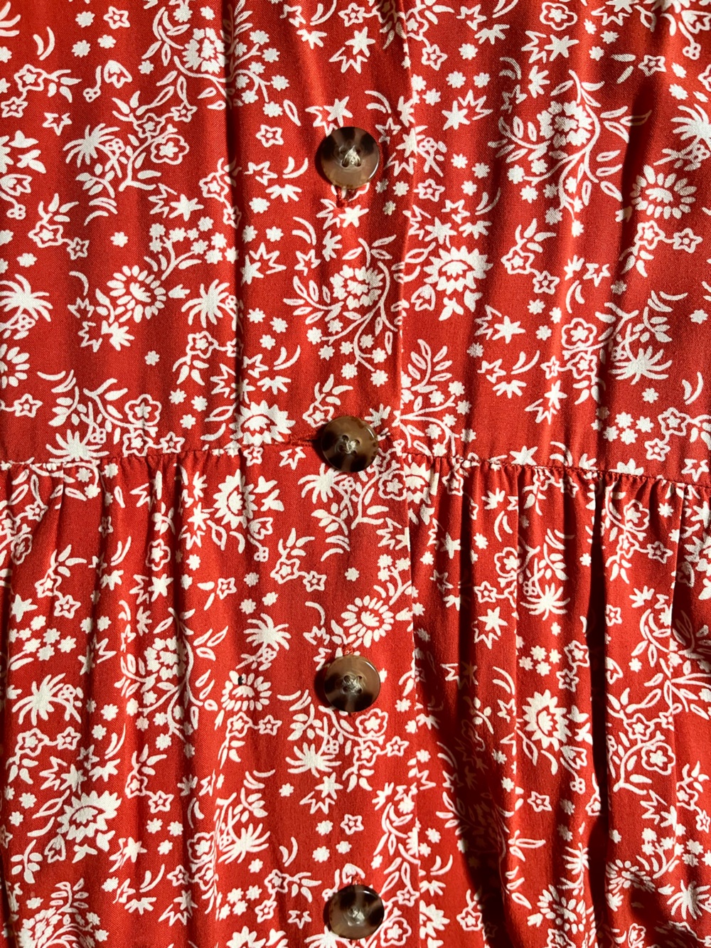 Madewell // Button-Front Piazza Floral Midi Dress in Fresh Chili - Picture 10 of 12